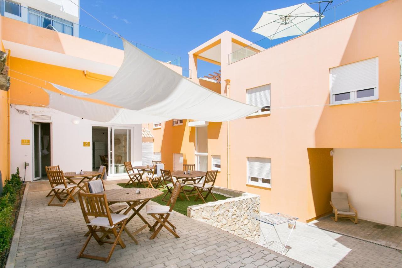 Casa Amarela Guesthouse 阿尔布费拉 外观 照片