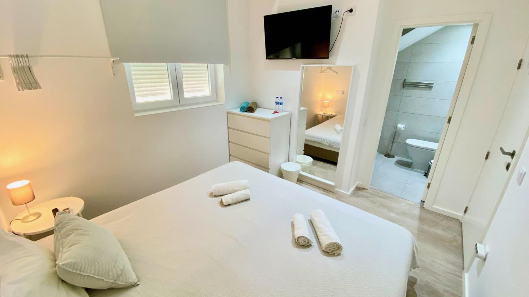 Casa Amarela Guesthouse 阿尔布费拉 外观 照片