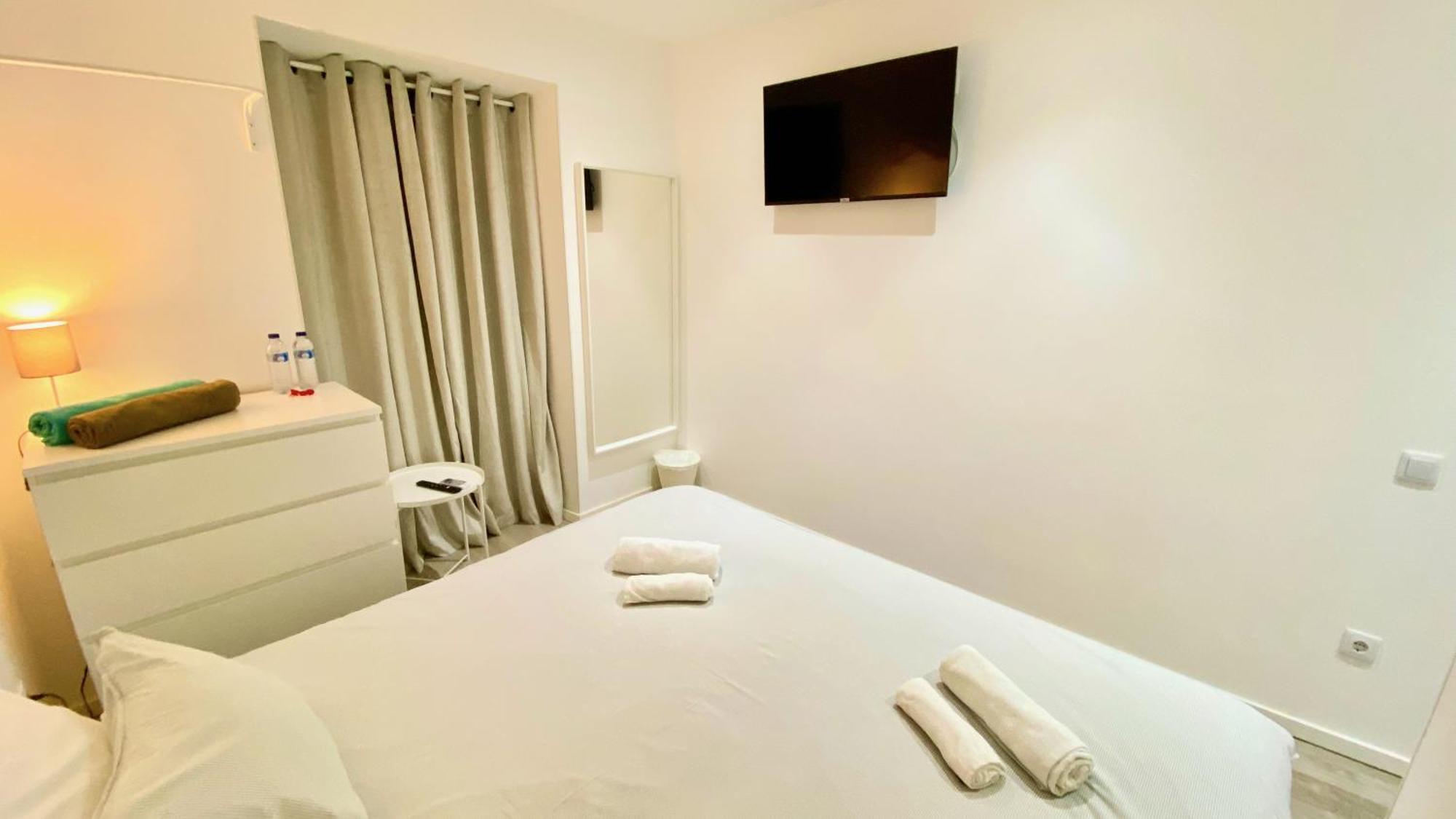 Casa Amarela Guesthouse 阿尔布费拉 外观 照片